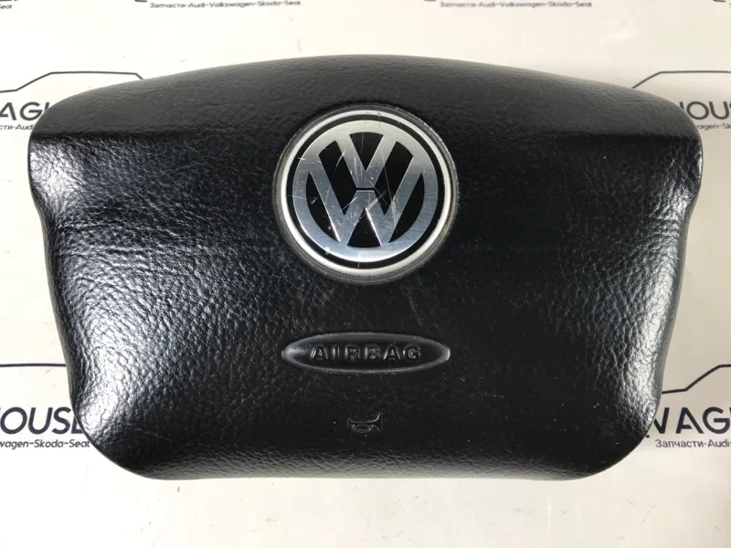 Аирбаг на руль Volkswagen Passat B5 3B2 2000