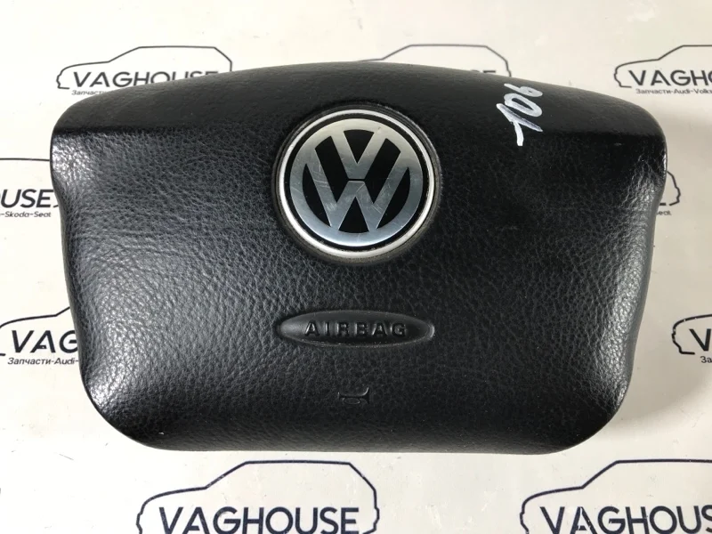 Аирбаг на руль Volkswagen Passat B5 3B2 1.8T AEB