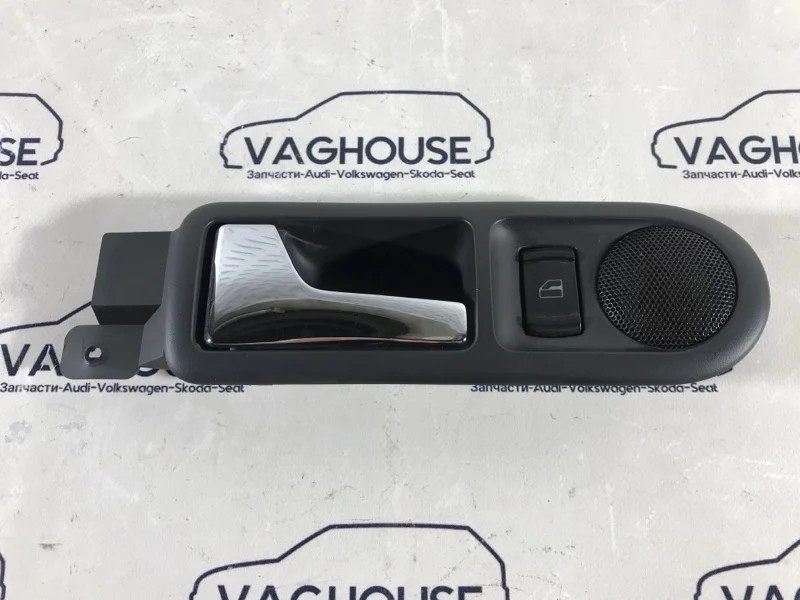 Ручка двери внутренняя задняя левая Volkswagen