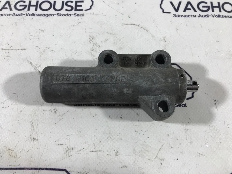 Натяжитель ремня Audi A4 B5 2.4 1999