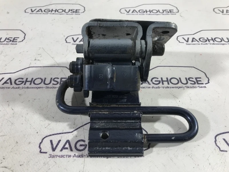 Петля двери задняя правая Audi A6 4B 2.7 ARE 2001