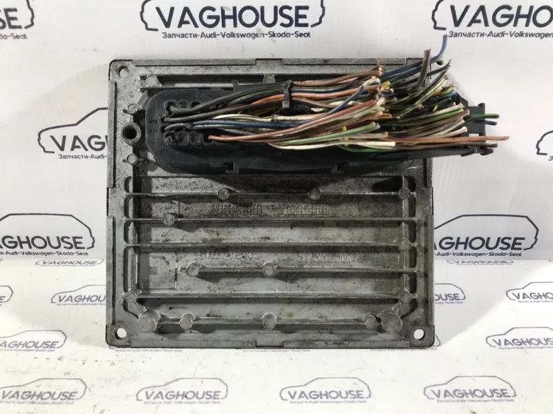 Блок управление двигателя Ford Fusion 1.6