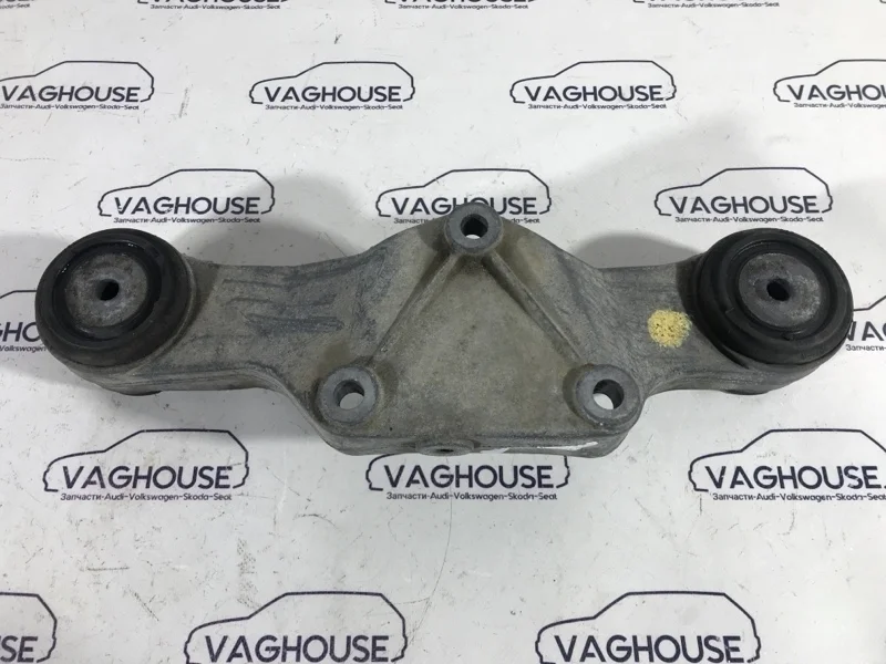 Кронштейн редуктора Audi A6 4B 2.7 ARE 2001