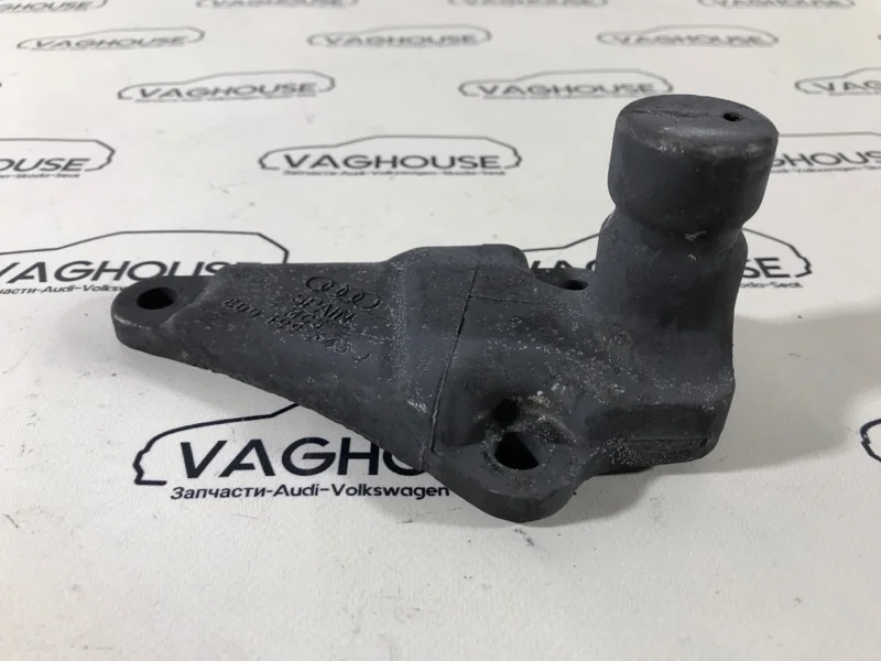 Кронштейн двигателя передний Volkswagen Passat B5