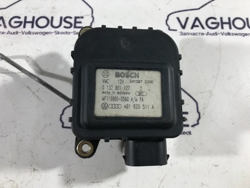 Моторчик заслонки печки Volkswagen Passat B5 3B2