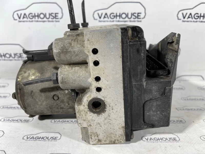 Блок abs Audi A4 B5 1.8 ADR 1998