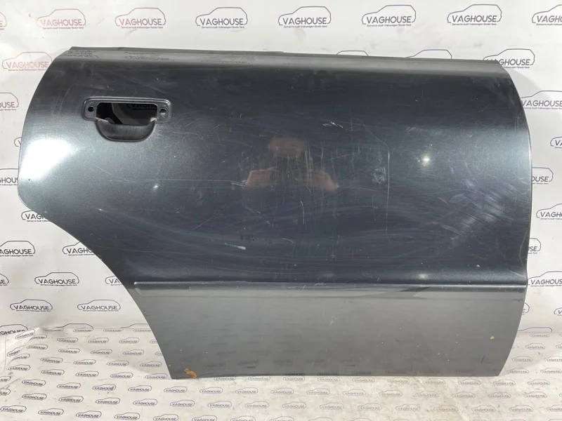 Дверь задняя правая Audi A4 B5 8D2 1.6 ADP