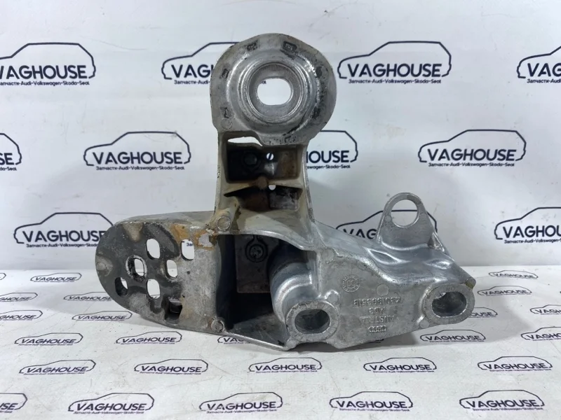 Кронштейн двигателя Volkswagen Passat B5 3B2 1.8T