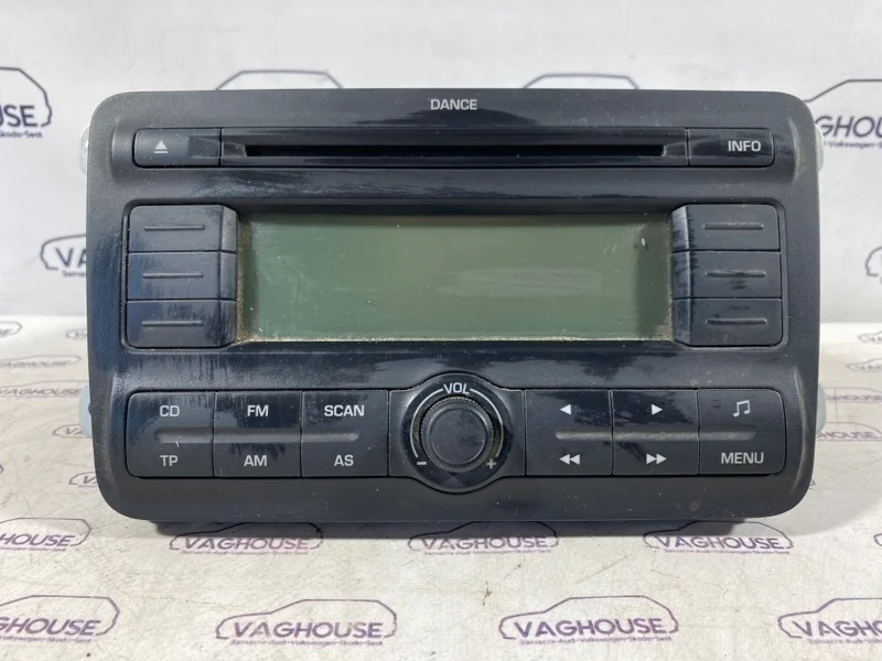 Магнитола штатная Skoda Fabia 1.4 BXW 2009