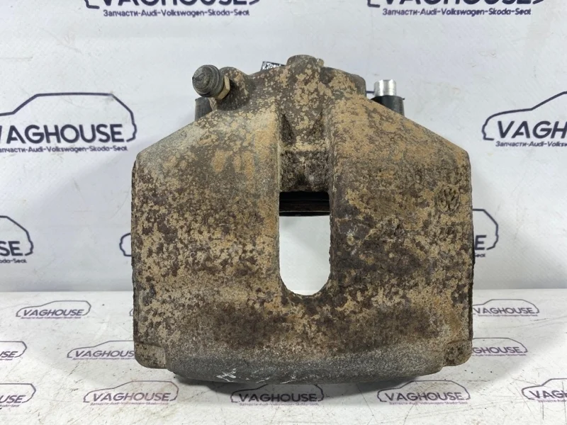 Суппорт передний правый Volkswagen Passat B6 3С