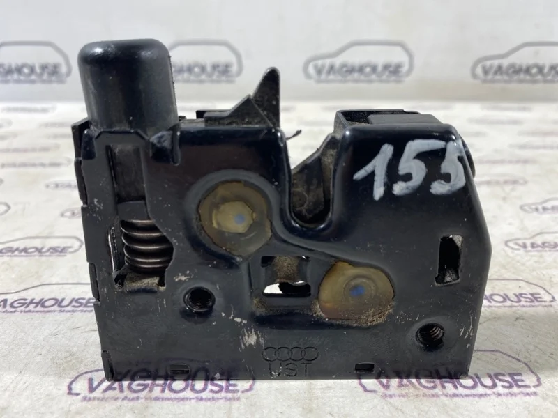 Замок капота Audi A7 4G 3.0 TFSI CGW 2011