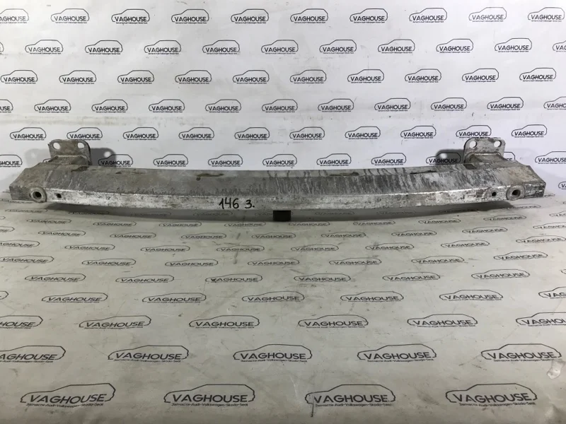 Усилитель бампера задний Volkswagen Touareg 7L 2.5