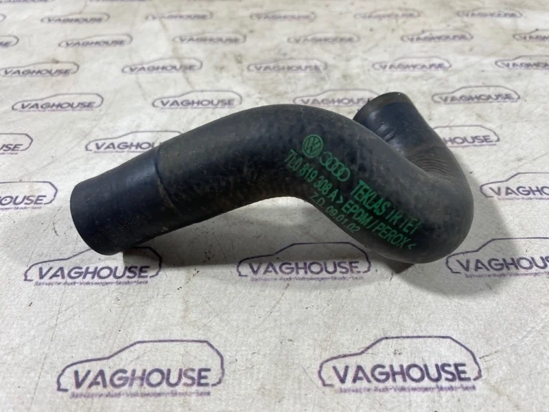 Патрубок охлаждения Porsche Cayenne 955 4.5 (4800)