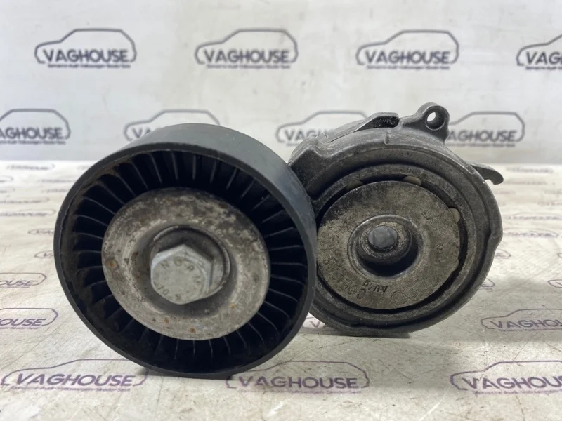 Натяжитель ремня Audi A7 4G 3.0 TFSI CGW 2011