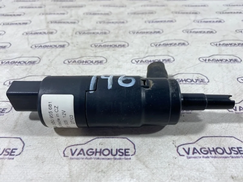 Насос омывателя Volkswagen Touareg 7L 2.5 BAC 2006