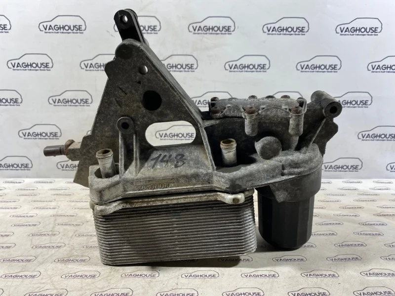 Радиатор масляный Porsche Cayenne 955 4.5 (4800)