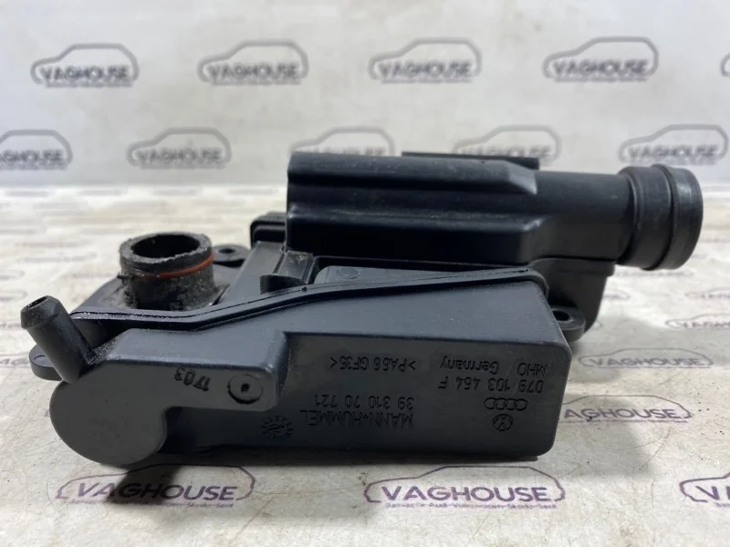 Маслоотражатель Audi S5 8T 4.2 CAU 2008