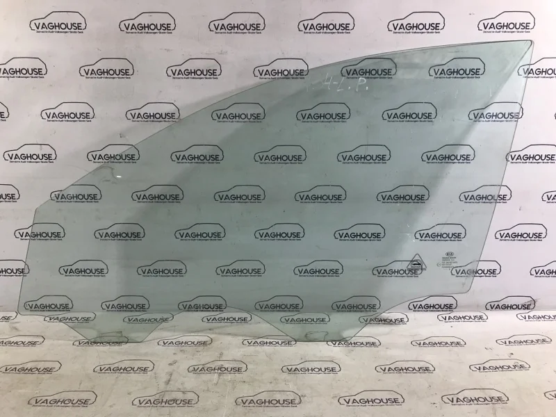 Стекло переднее левое Kia Ceed 2.0 G4GC 2009