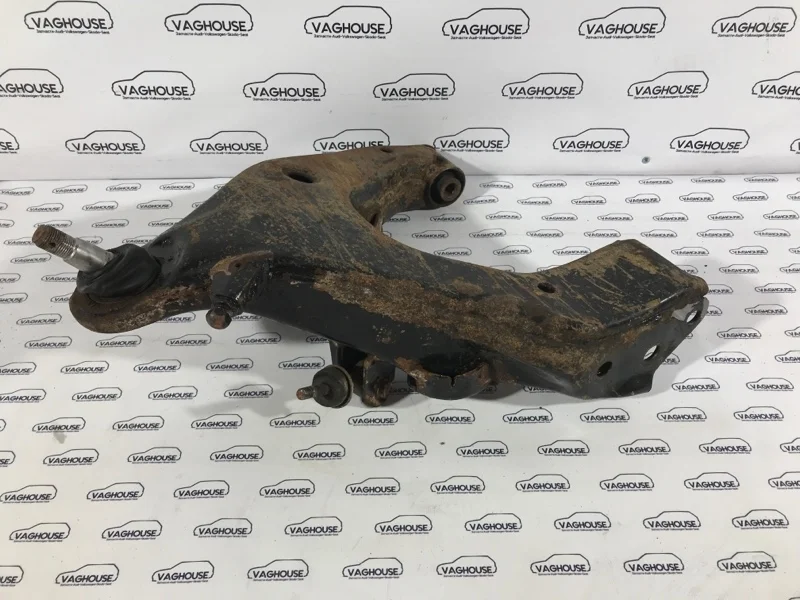 Рычаг подвески передний правый Toyota Land Cruiser