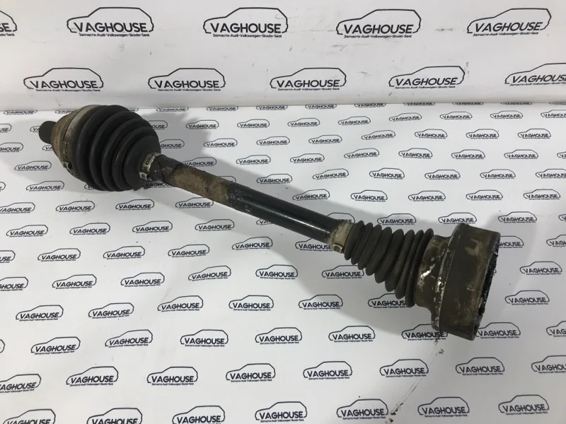 Привод передний левый Audi Audi A3 Sportback 8P