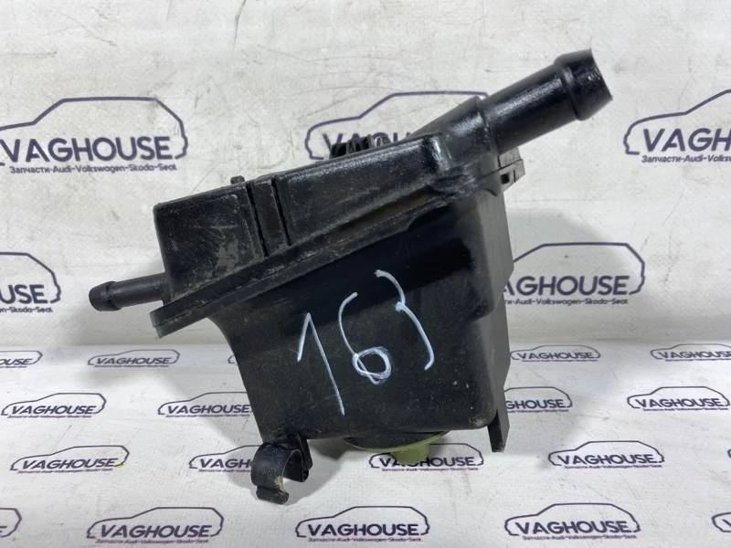 Бачок гидроусилителя Volkswagen Golf MK4 1.4