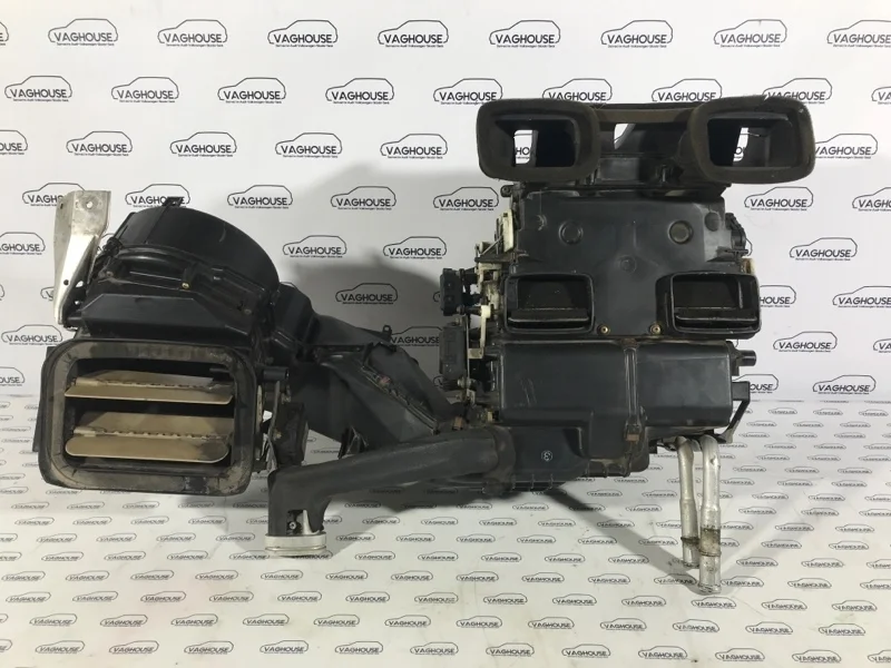 Корпус печки Audi A6 C5 2.4 ALF 1998