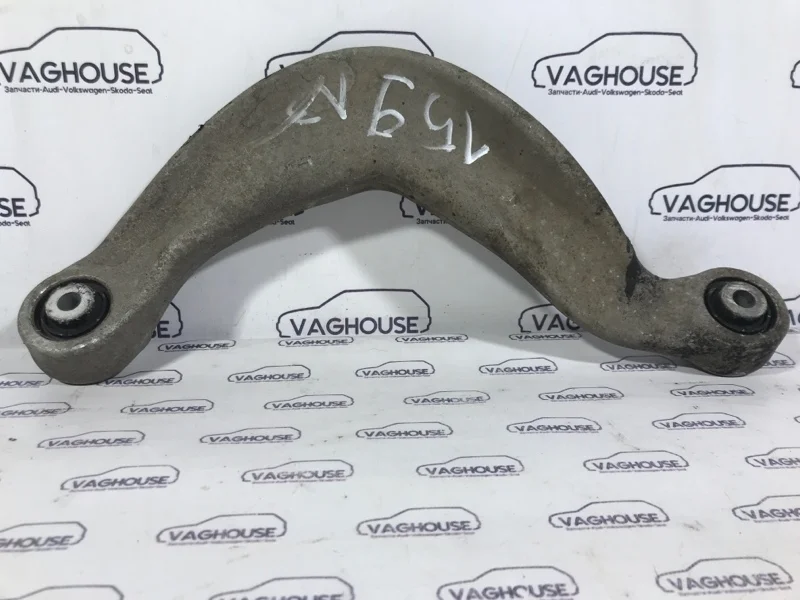 Рычаг подвески задний левый Audi S5 8T 4.2 CAU