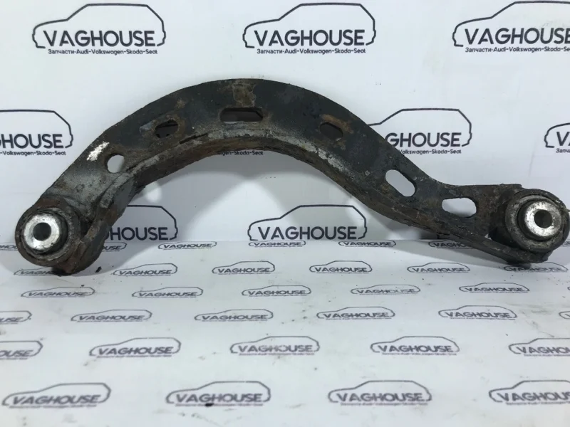 Рычаг подвески задний Audi A6 C6 3.2 BYU 2007