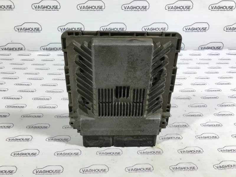 Блок управление двигателя Audi A7 4G 3.0 CGW 2011