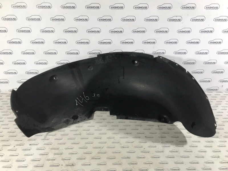Подкрылок задний правый Volkswagen Touareg 7L 2.5