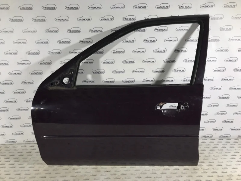 Дверь передняя левая Ford Mondeo MK 2 1.8 1996