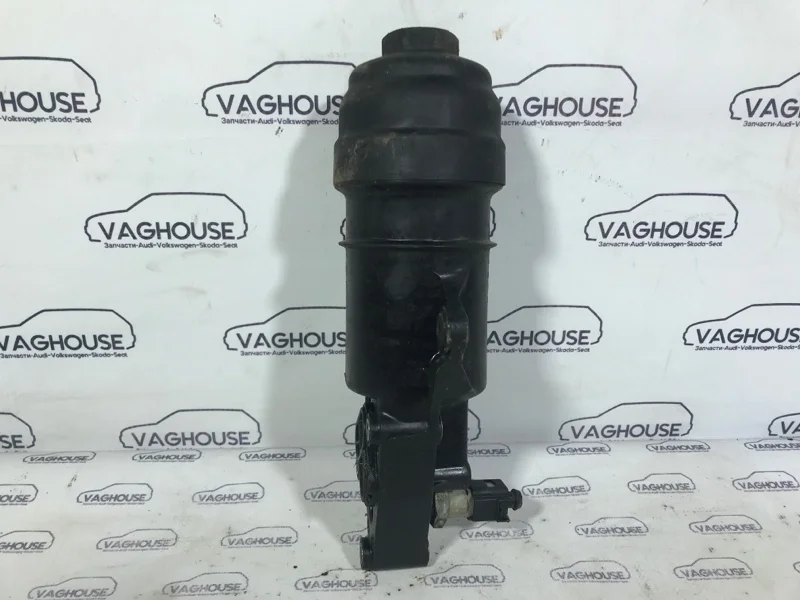 Корпус масляного фильтра Audi A6 C6 3.2 BYU 2007