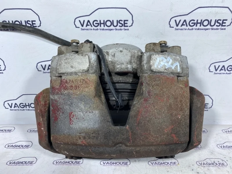 Суппорт передний левый Audi A5 8T 3.2 CALA 2008