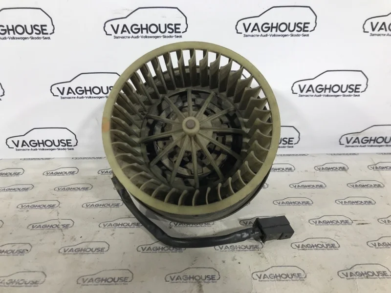 Мотор печки Volkswagen Passat b3 2.0 2E