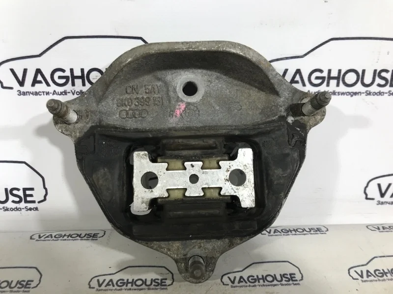 Подушка кпп Audi S5 8T 4.2 CAU 2008