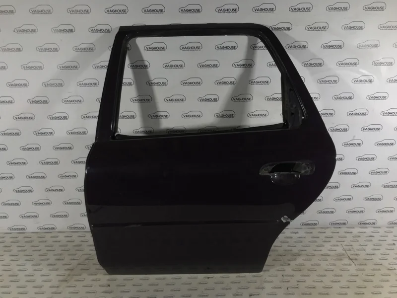 Дверь задняя левая Ford Mondeo MK 2 1.8 1996