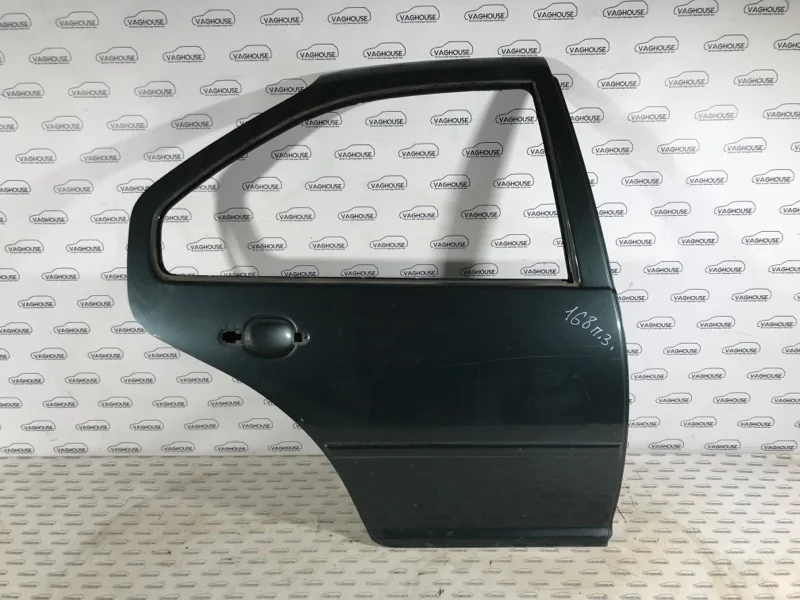 Дверь задняя правая Volkswagen Jetta MK 4 2.0 AVH