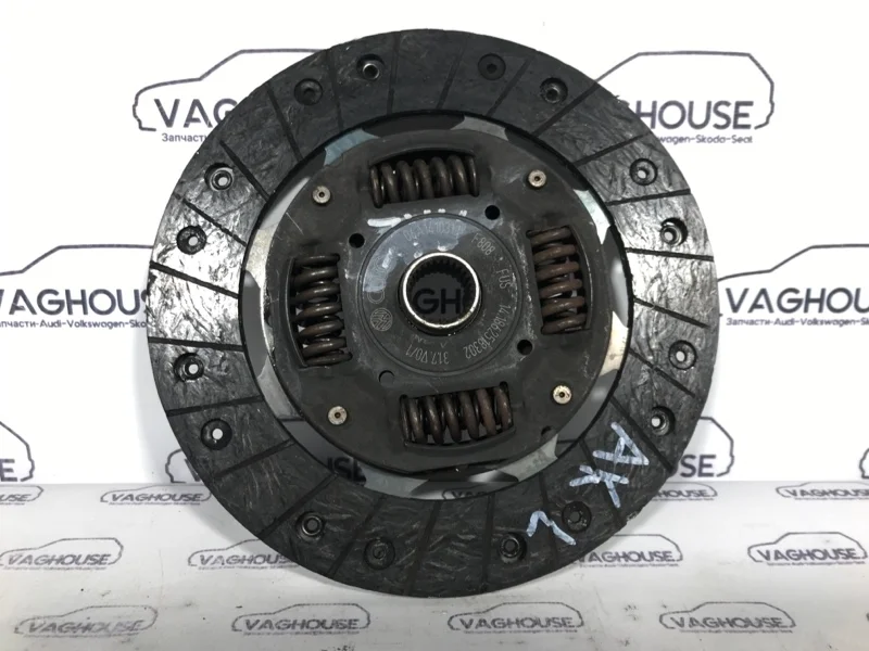 Диск сцепления Volkswagen Golf 4 1.6 AKL 2000