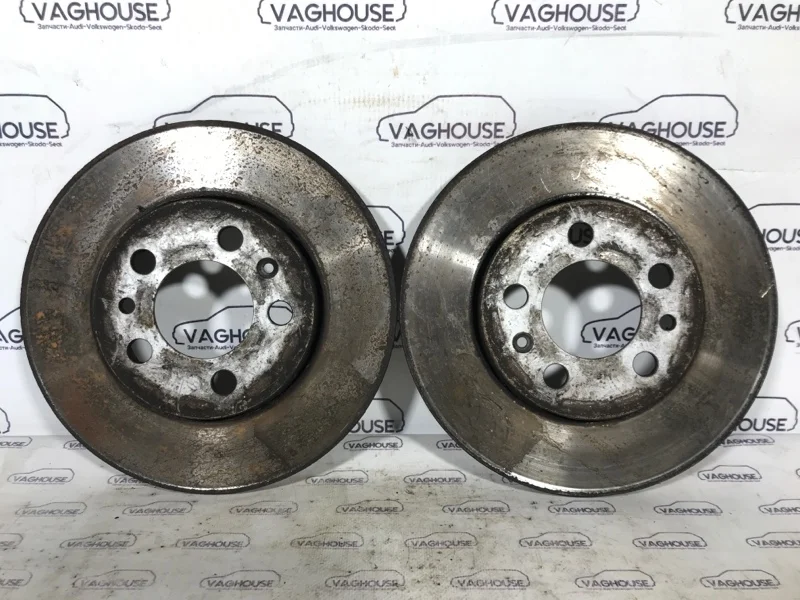 Тормозные диски переднее Volkswagen Polo SEDAN 1.6