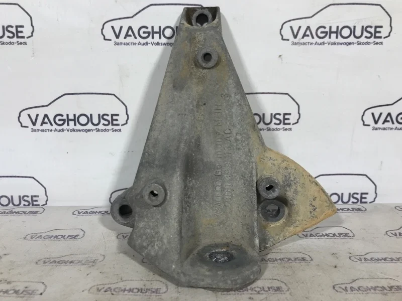 Кронштейн кпп левый Audi A6 C5 2.8 ACK 1998