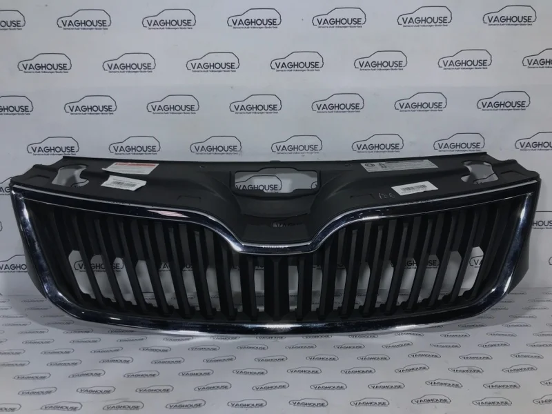Решетка радиатора Skoda Rapid 1.6 CWV 2018