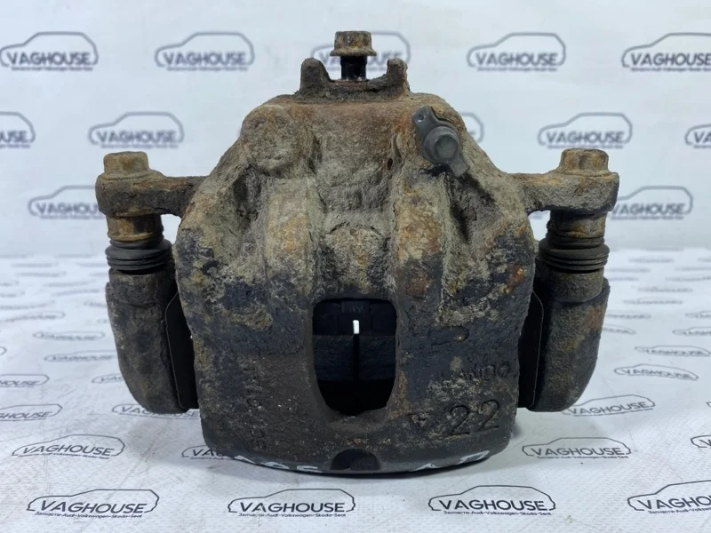 Суппорт передний левый Hyundai Solaris 1.6 G4FC