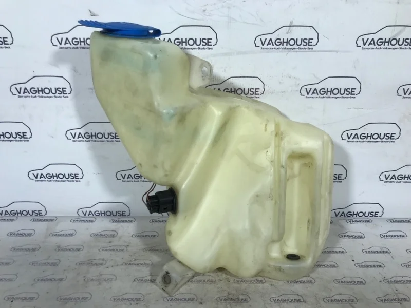 Бачок омывателя Audi A6 C5 2.4 ARJ 1998