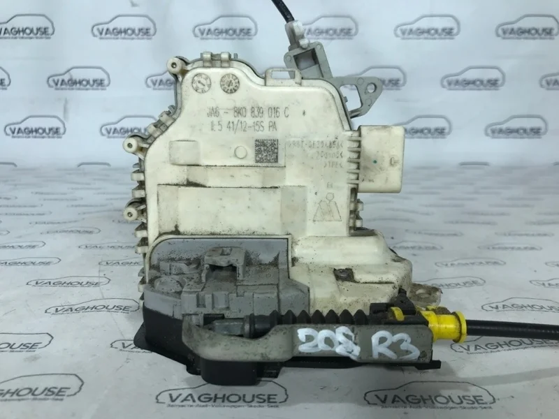 Замок двери задний правый Audi A5 8T 1.8 CJEB 2014