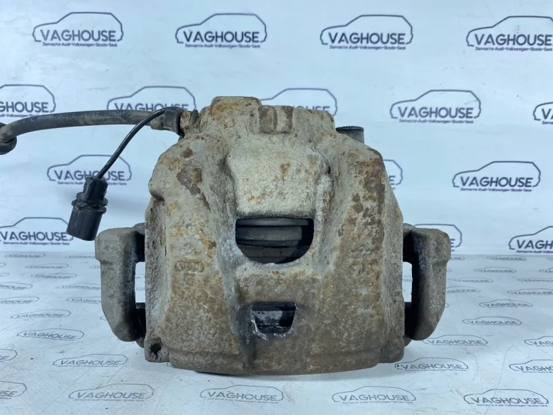 Суппорт передний левый Audi A5 8T 1.8 CJEB 2014