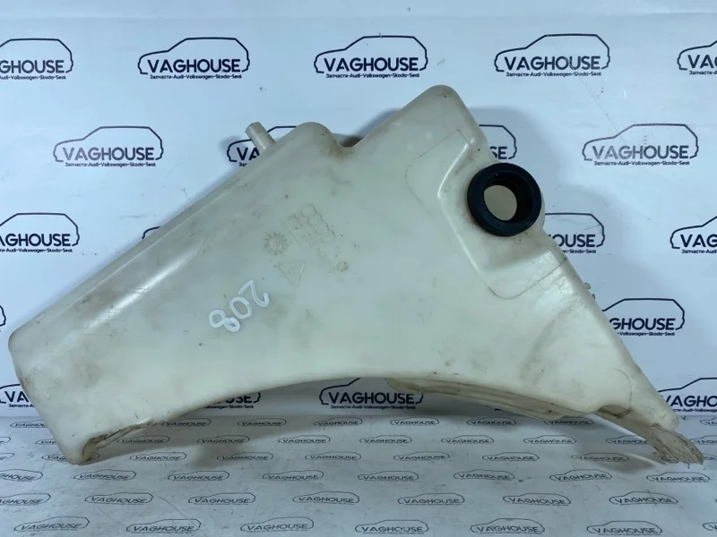 Бачок омывателя Audi A5 8T 1.8 CJEB 2014