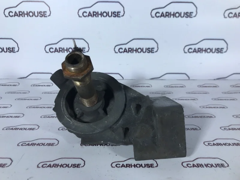 Кронштейн масленного фильтра Volkswagen Passat B5