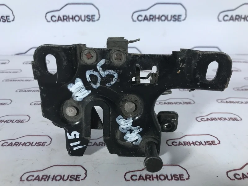 Замок капота Audi A6 C5 4B 2.4 BDV 2003