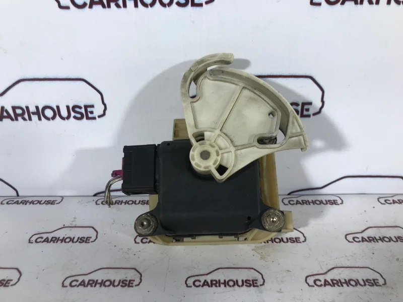 Моторчик заслонки печки Audi A4 B5 1.8 1998