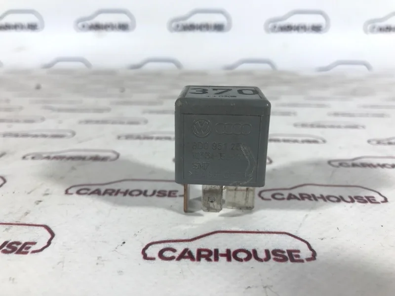 Реле Volkswagen Passat B5+ 2.8 2003